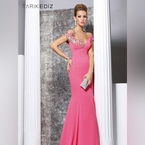 Tarik Ediz Pink Formal Evening Gown with Crystal Embellishments